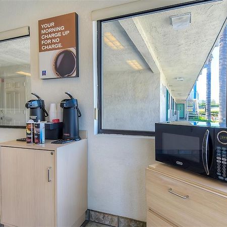 Motel 6 Anaheim Stadium - Orange Εσωτερικό φωτογραφία