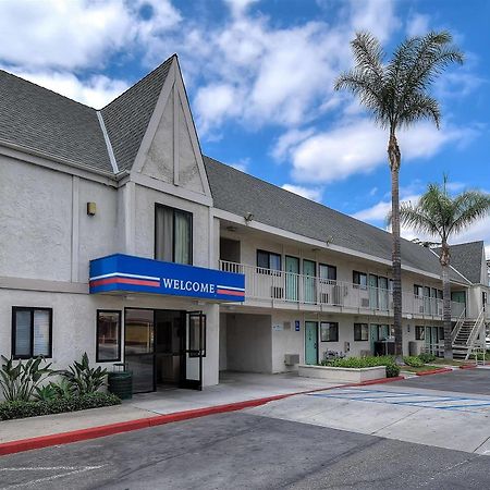 Motel 6 Anaheim Stadium - Orange Εξωτερικό φωτογραφία