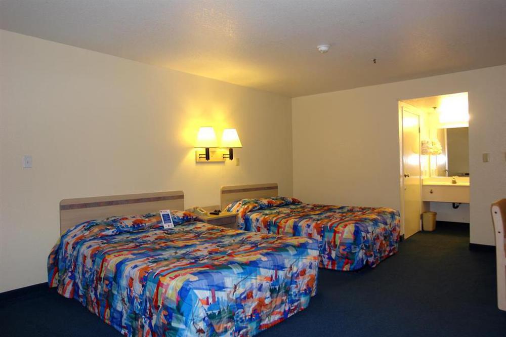 Motel 6 Anaheim Stadium - Orange Δωμάτιο φωτογραφία